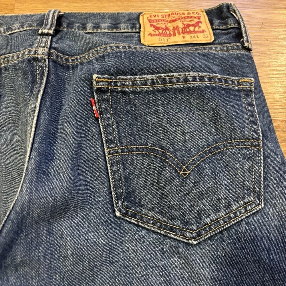Levis 511‎ Jeans Men's 34x32 Slim Fit Medium Wash Crazy Fade Distresssing Casual